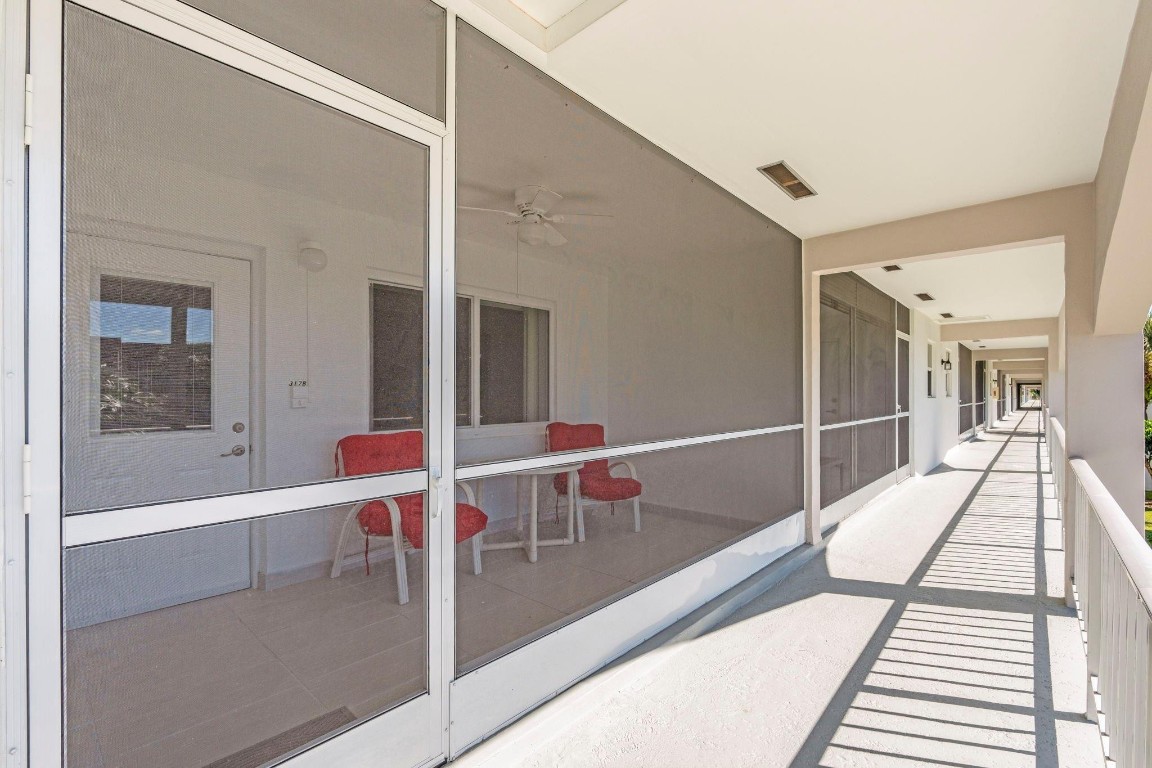 PARADISE VILLAS - Residential