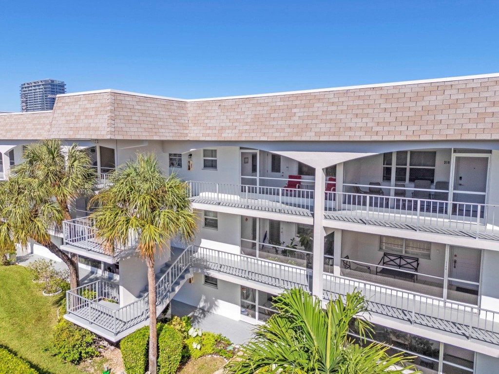 PARADISE VILLAS - Residential