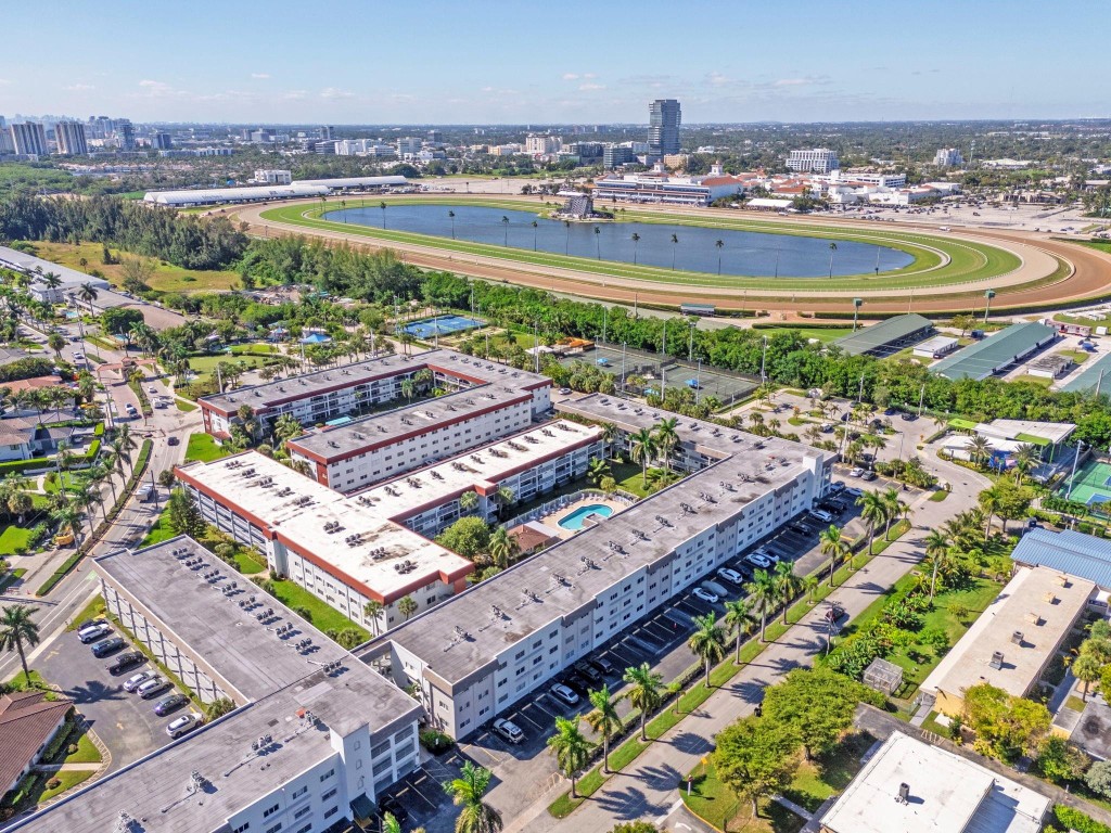 PARADISE VILLAS - Residential