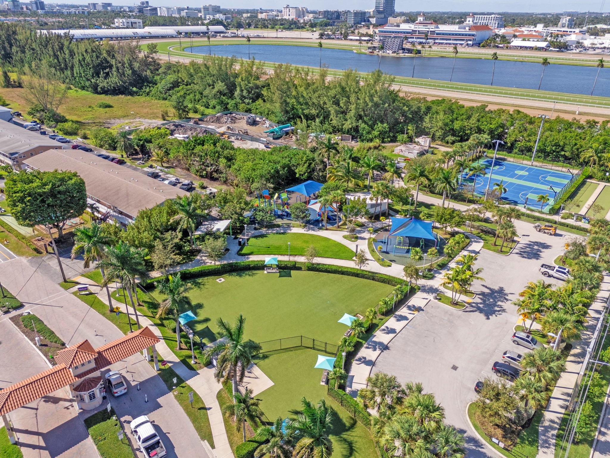 PARADISE VILLAS - Residential