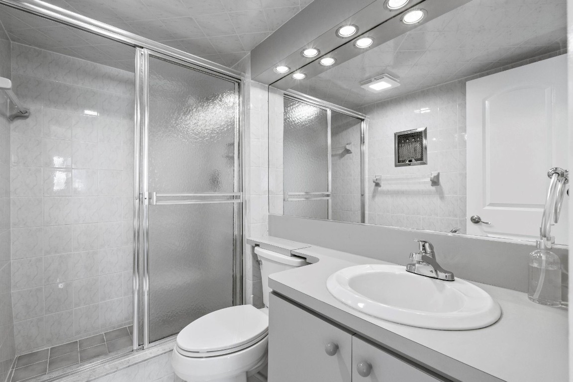 PARADISE VILLAS - Residential