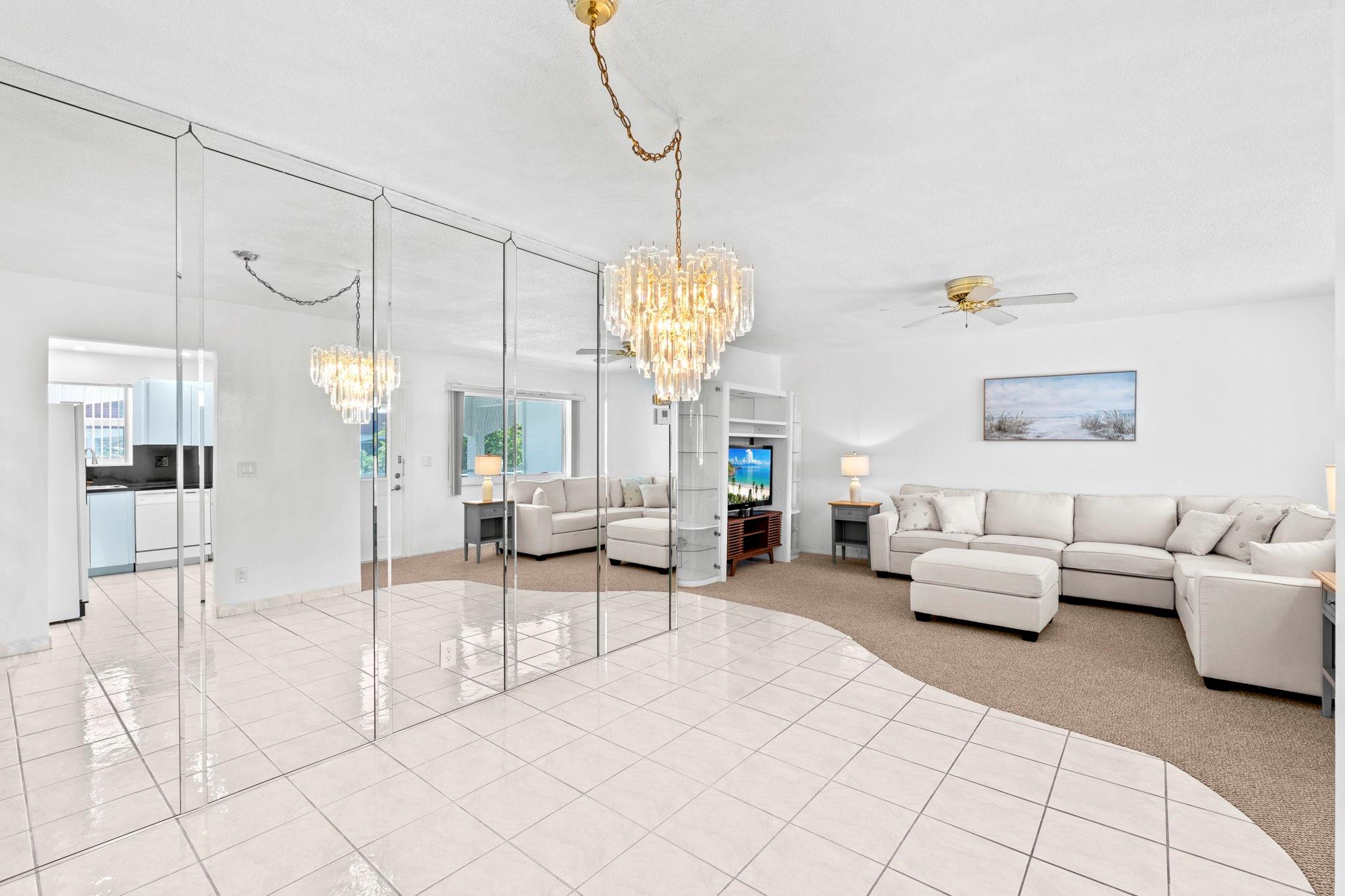 PARADISE VILLAS - Residential