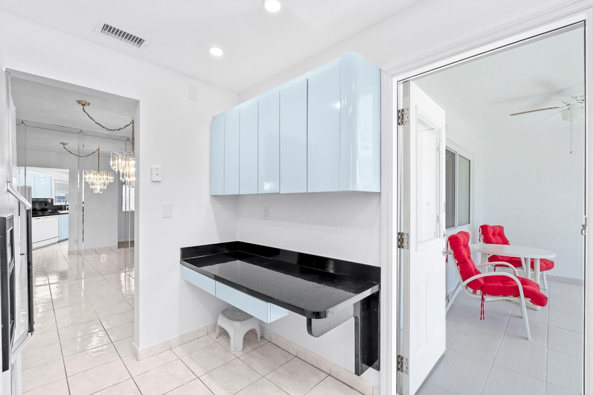 PARADISE VILLAS - Residential