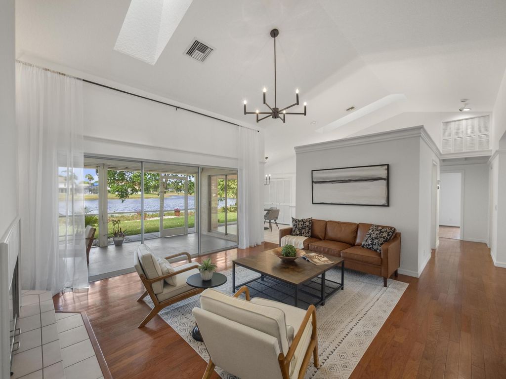 Photo of 6279 Longleaf Pine Drive, Jupiter, FL 33458 (MLS # R11072746)