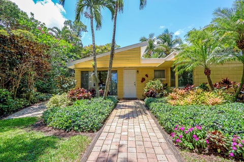 Featured picture for the property R10890447
