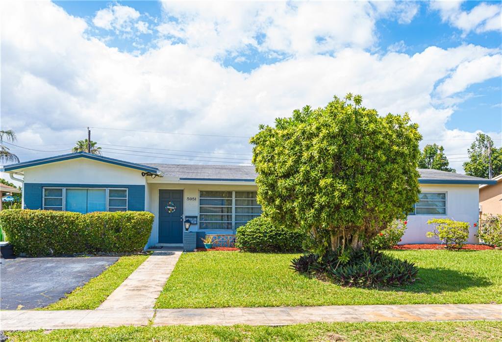 Sunrise Golf Village Sec - Residential