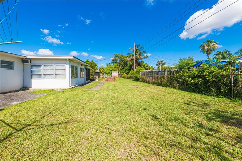 Sunrise Golf Village Sec - Residential