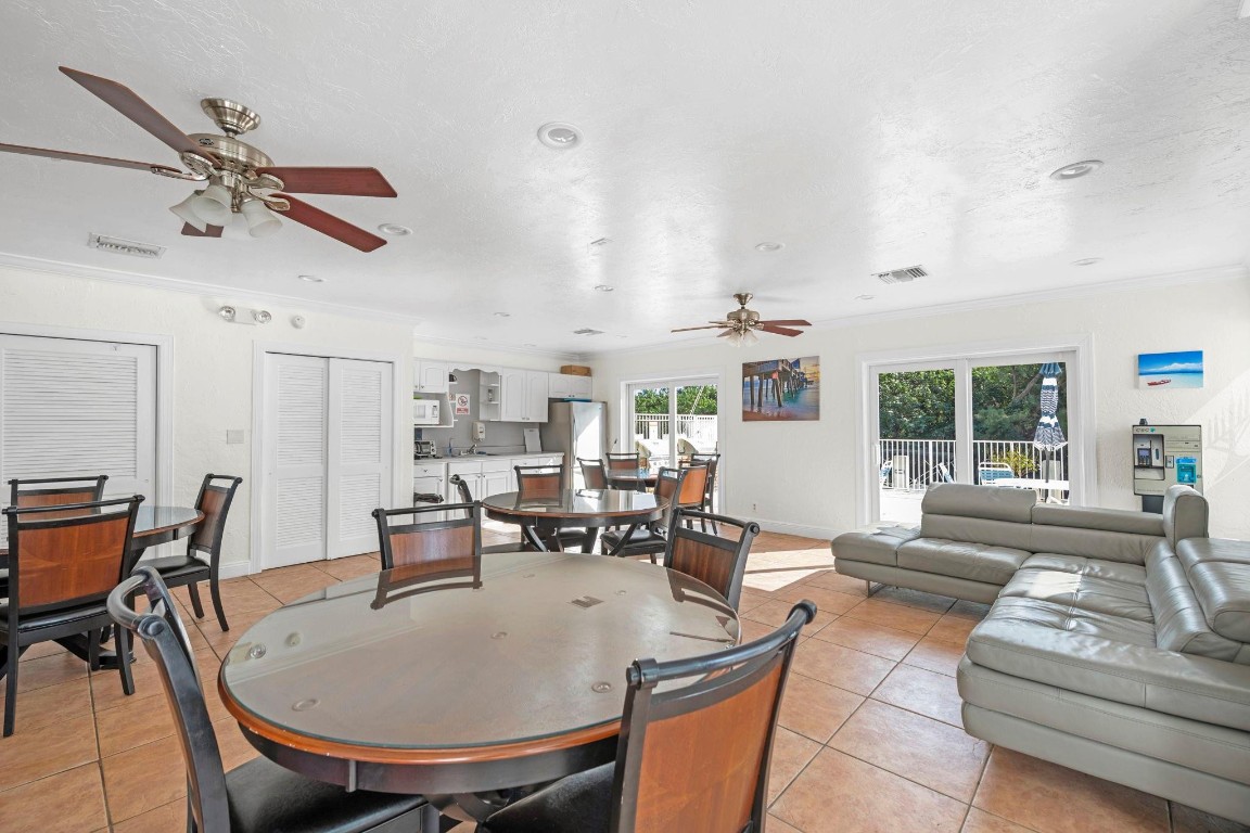 Harbor's Edge - Residential