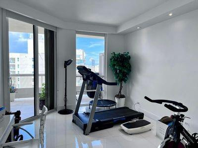 TERRACES NORTH TURNBERRY - Residential Lease