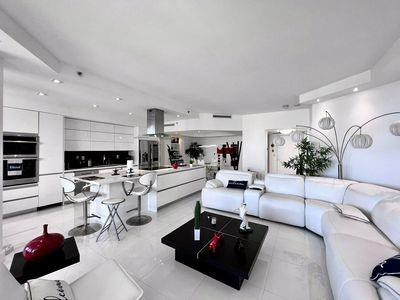 TERRACES NORTH TURNBERRY - Residential Lease