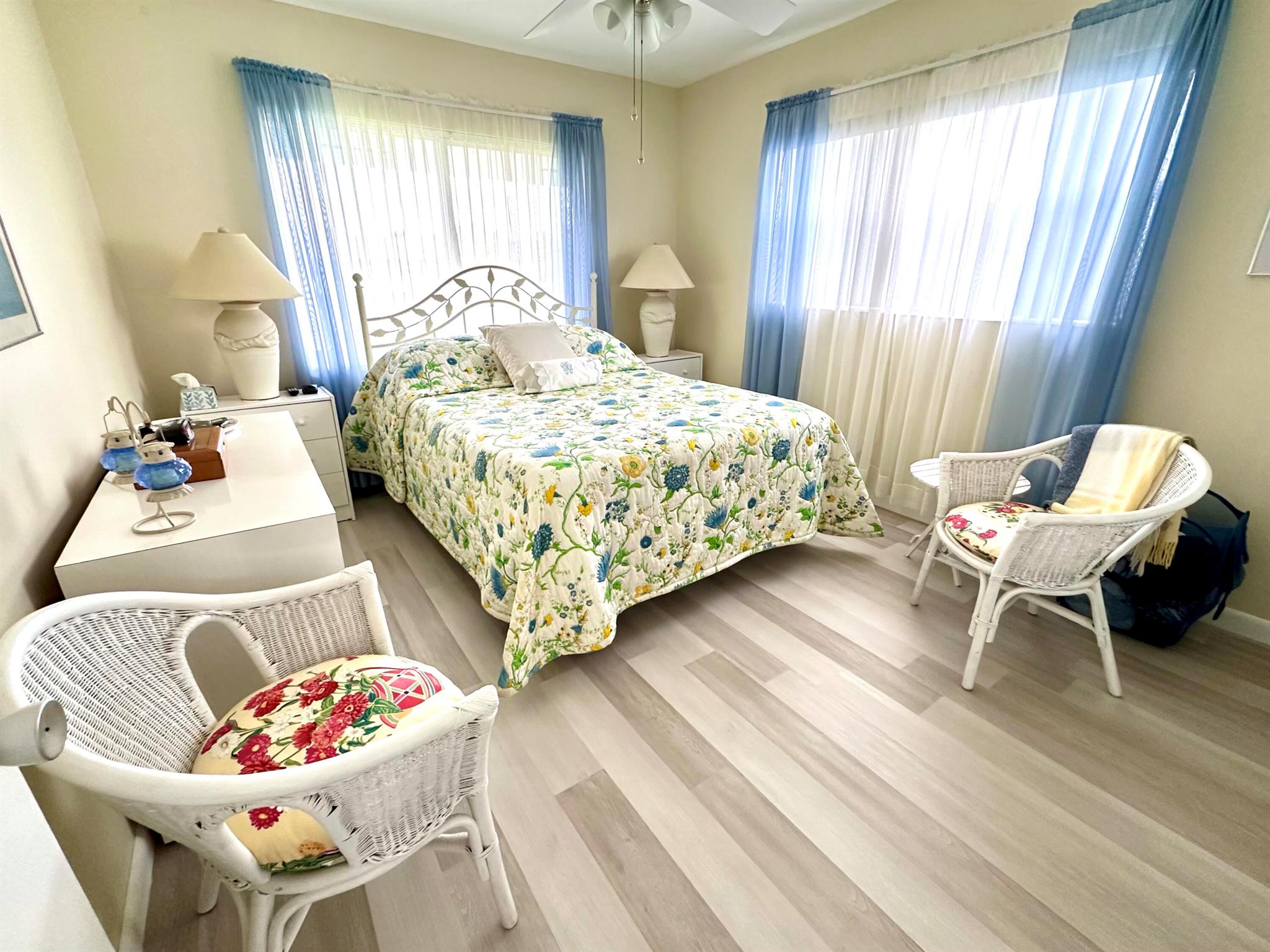 COVENTRY CONDO - Residential