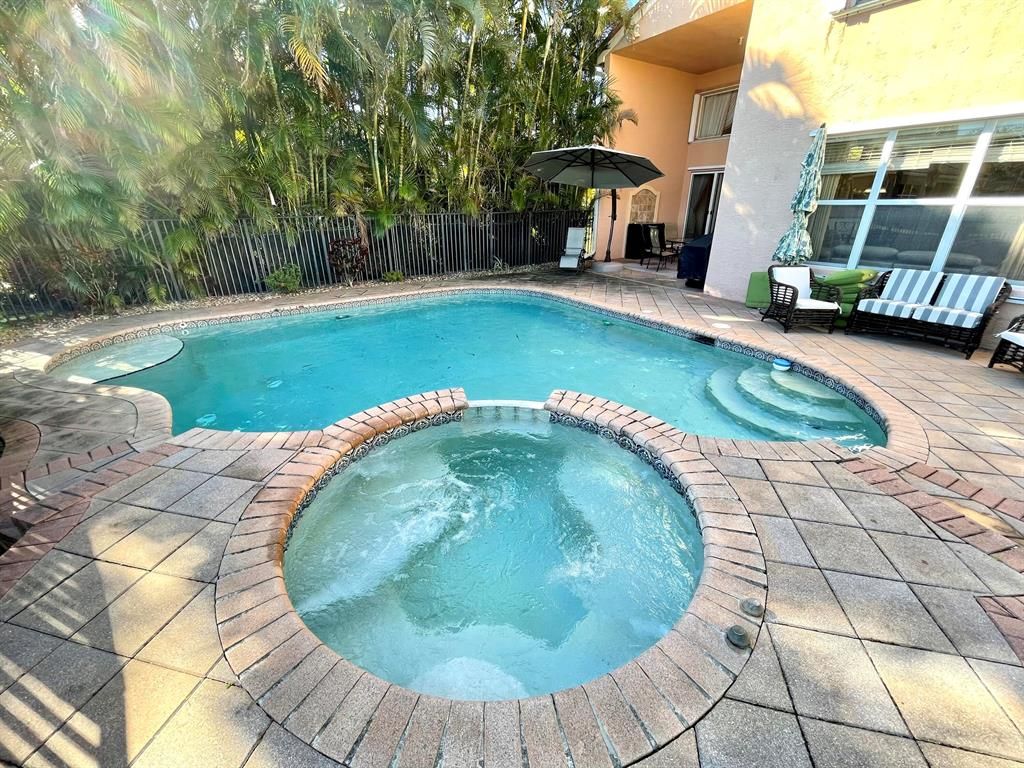 Photo of 11590 Rock Lake Terrace, Boynton Beach, FL 33473 (MLS # R10893499)