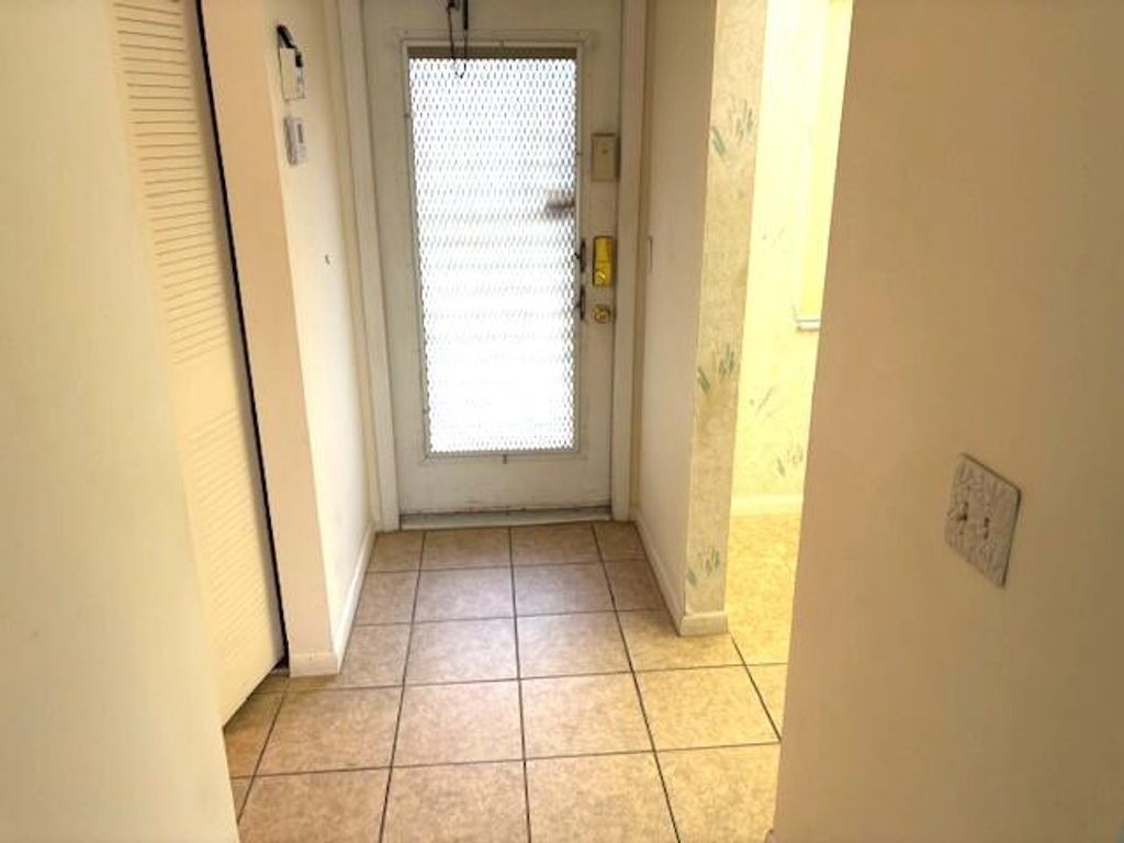 Photo of 2711 NW 104th Avenue, Sunrise, FL 33322 (MLS # B26024340)