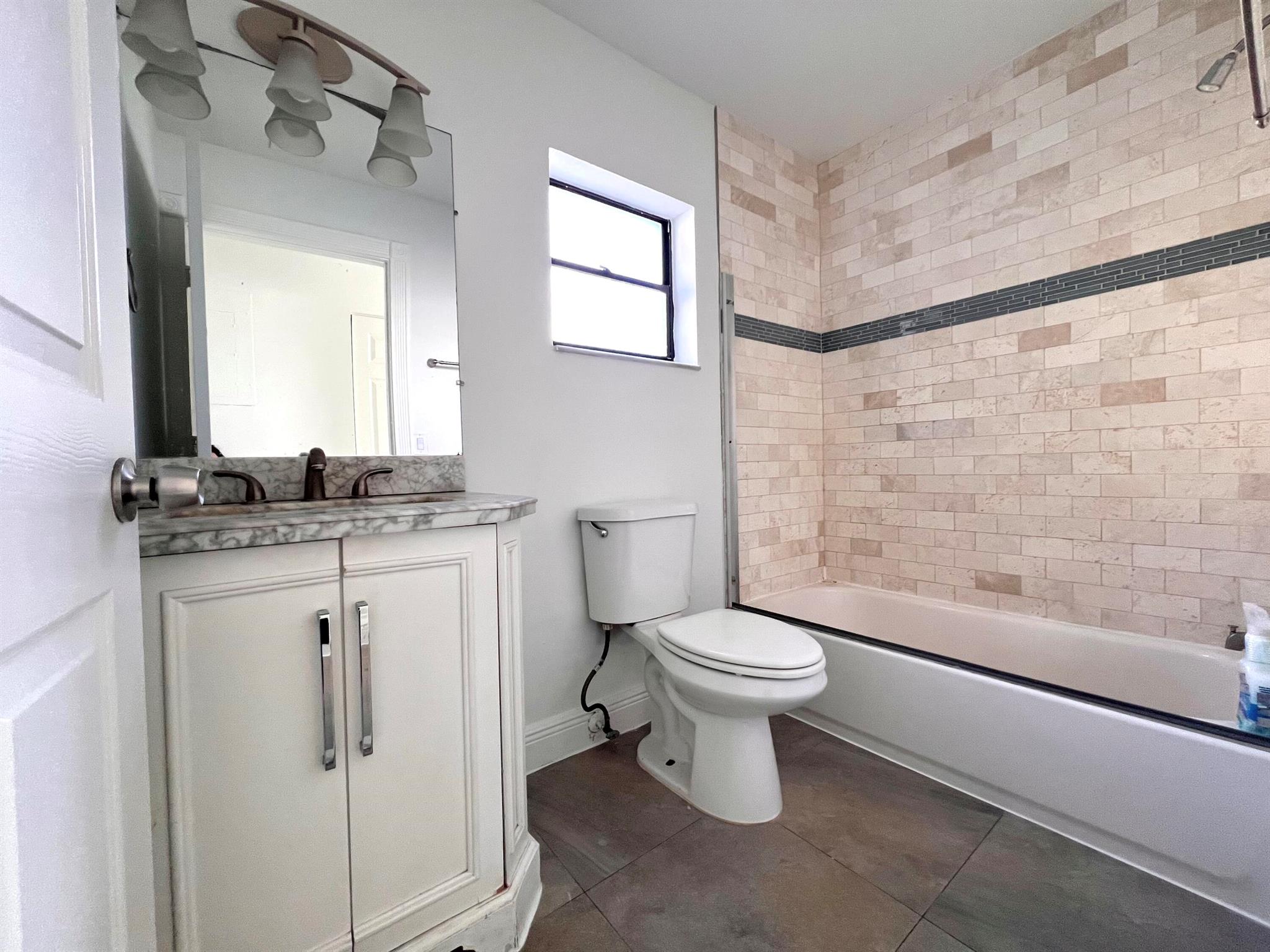 COUNTRY LANDING SEC 3 - Residential