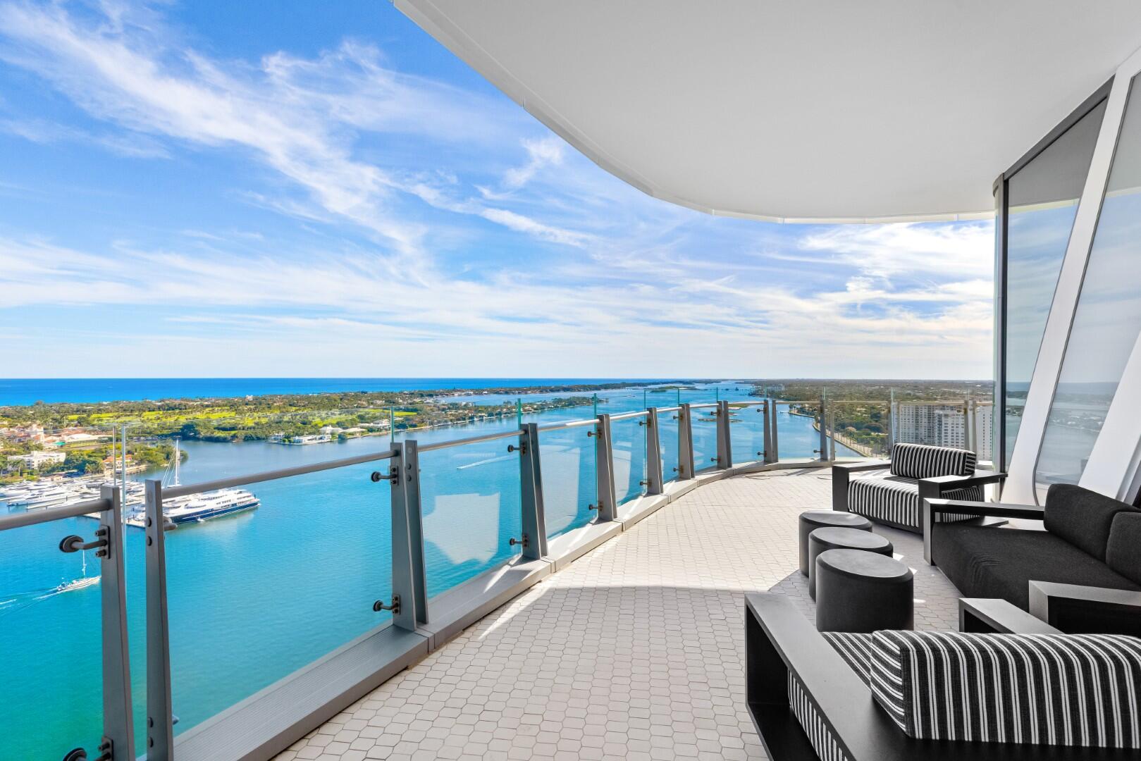 BRISTOL CONDO - Residential