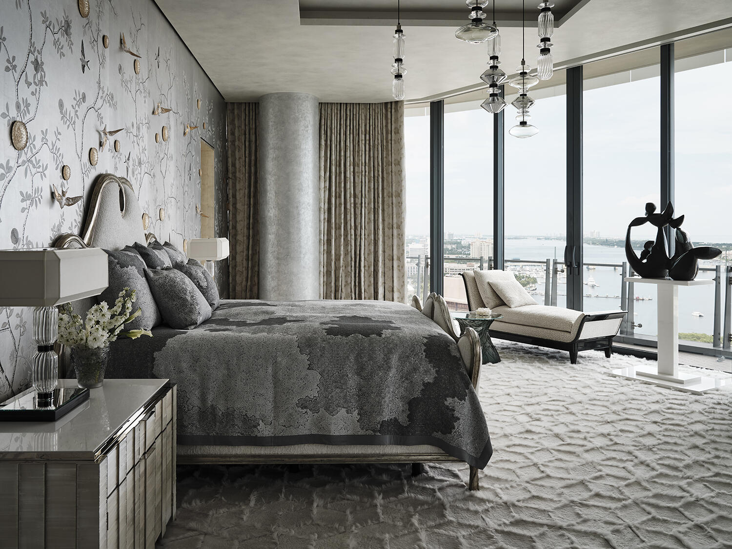 BRISTOL CONDO - Residential