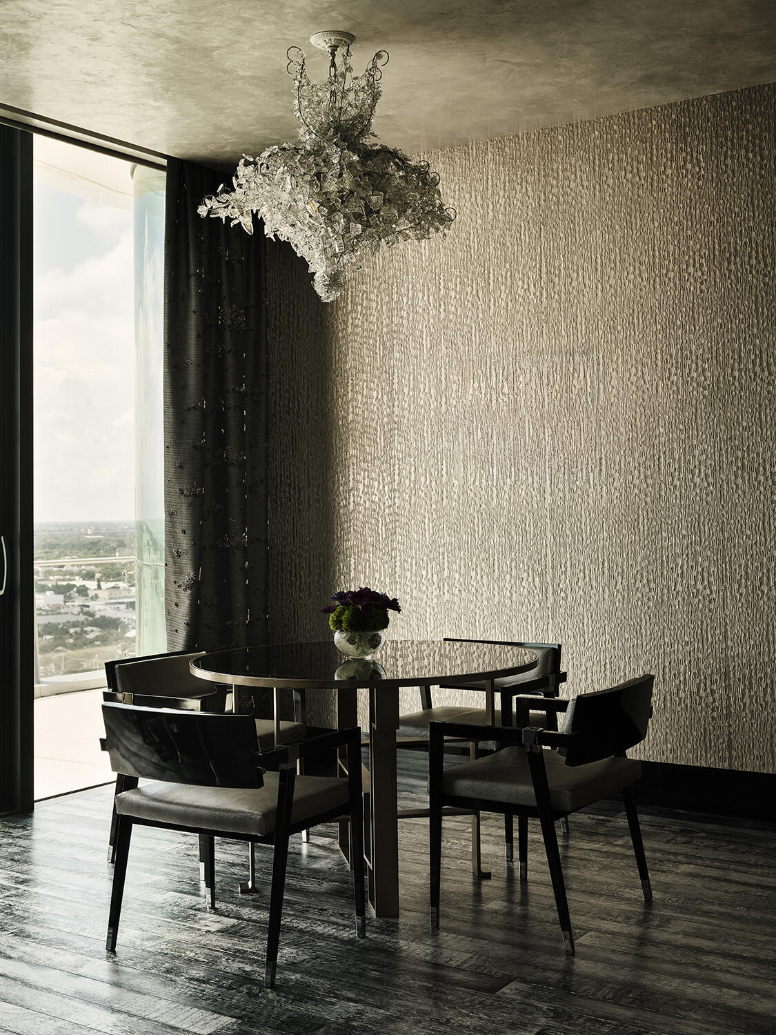 BRISTOL CONDO - Residential