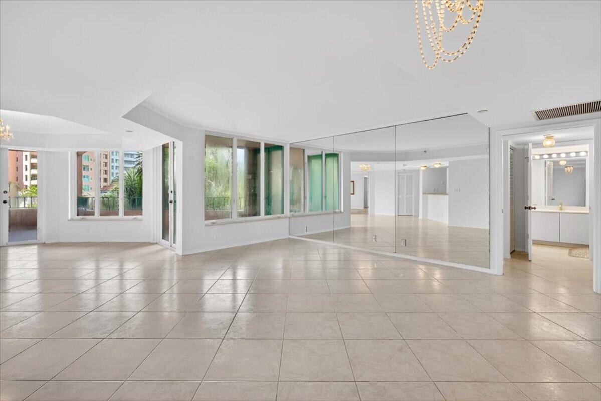 140 SE 5th Avenue 440