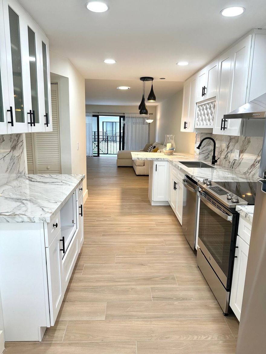 THIS UNIT IS NEARLY BRAND NEW. BUILDING RECENTLY FINISHED A FULL REMODEL AS WELL. CONCRETE RESORATION IS COMPLETE. NEW LOBBY. NEW PATIO. NEW COMMUNITY ROOM AND GYM. NEW POOL AND SUMMER KITCHEN. QUIET, BOUTIQUE BUILDING JUST A STONES THROW FROM THE BEACH. 1 DEDICATED GARAGE PARKING SPACE.