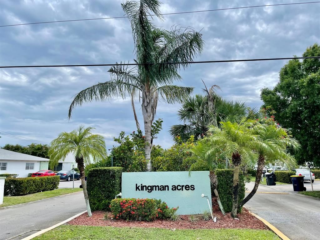 Photo of 2100 SE Edler Drive, Stuart, FL 34994 (MLS # R10886313)