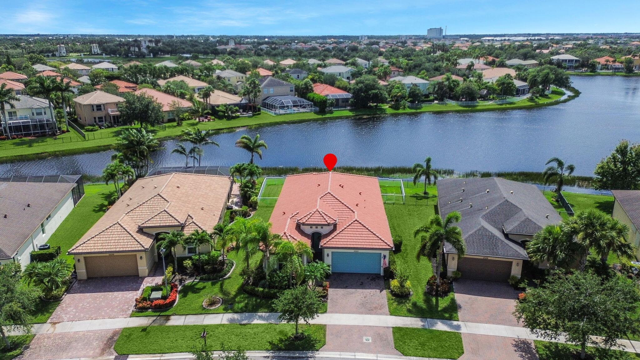 12103 SW Bennington Circle, Port St Lucie, FL, 34987/$519,000 3 12103 SW Bennington Circle