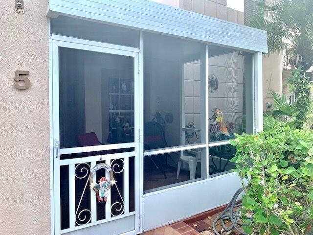 Town Villas - Residential Lease