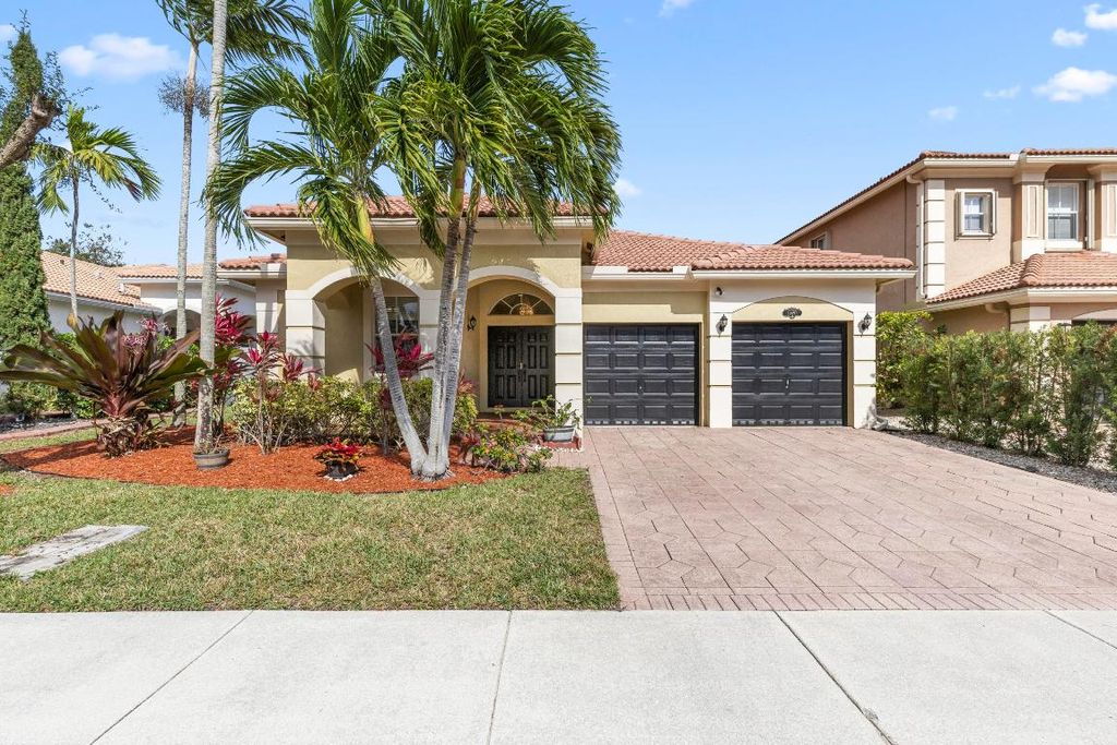 Photo of 10497 Marsh Street, Wellington, FL 33414 (MLS # R11158256)