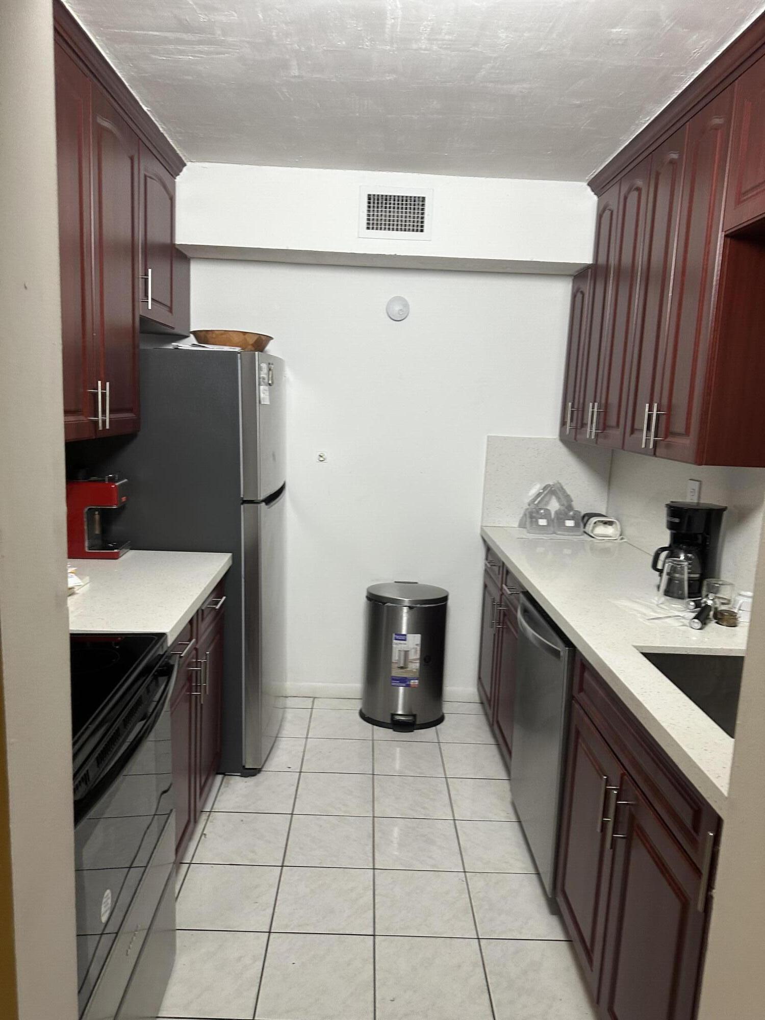 20140 NE 3rd Court 5