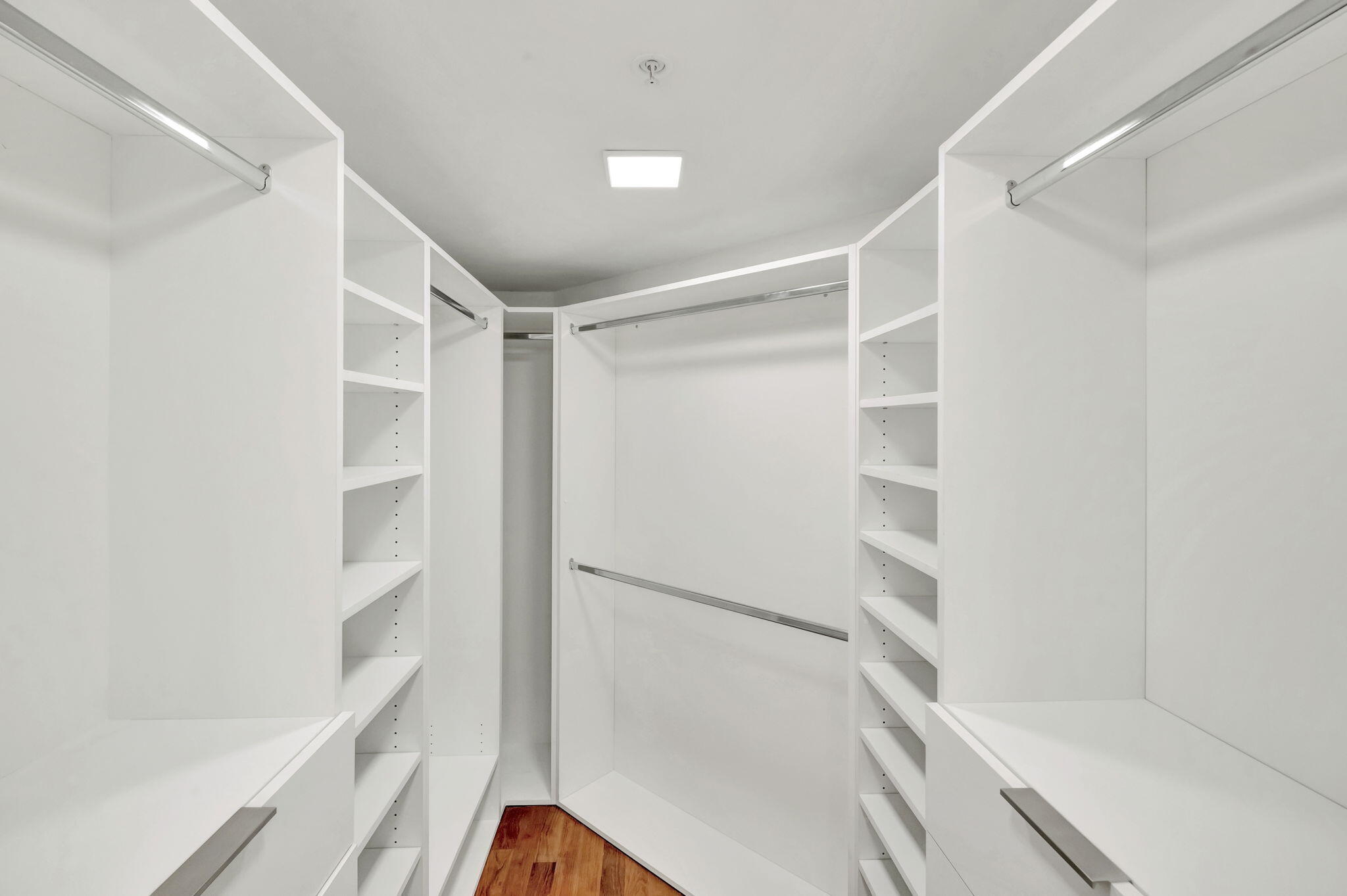 LA GORCE PALACE CONDO - Residential Lease