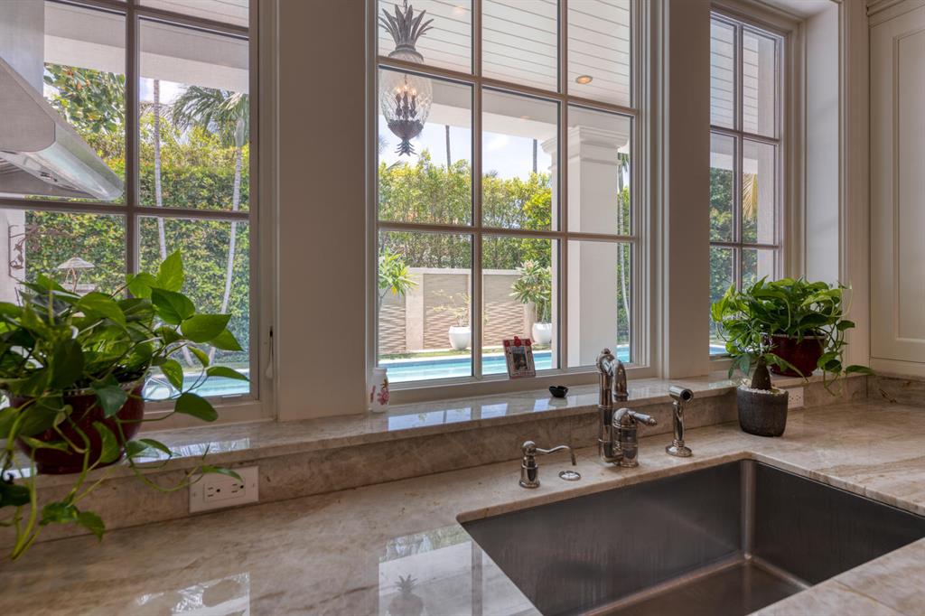 SEA ISLE EST - Residential