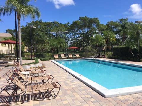 A home in Deerfield Beach