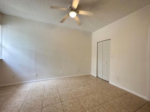 A home in Deerfield Beach