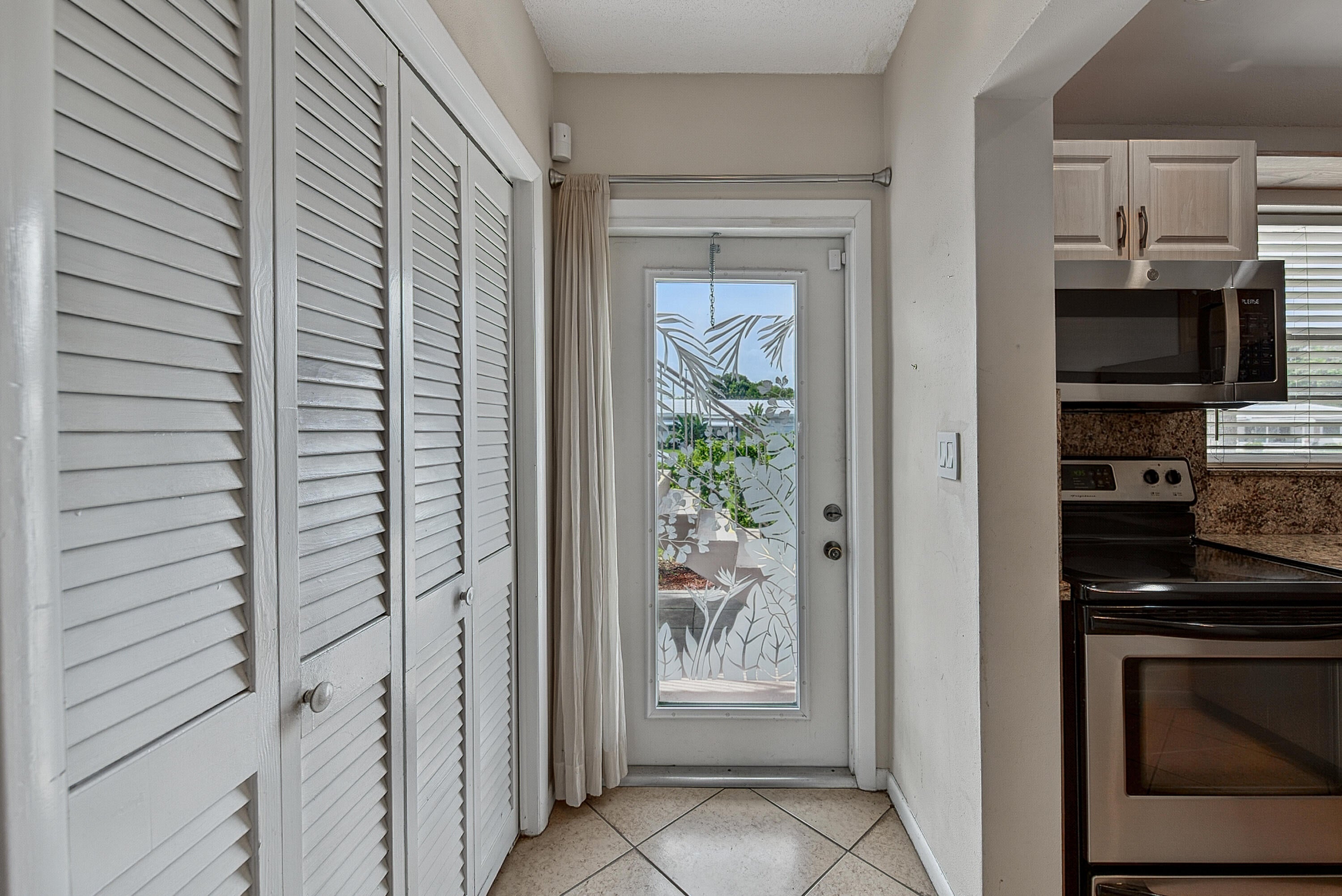 2650 W GOLF Boulevard 165