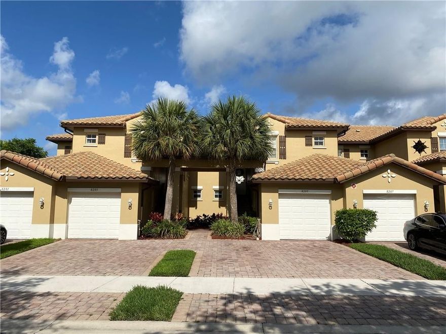 Live in one of the few homes overlooking the Everglades Preserve, with resort style amenities. Absolutely Stunning 3-bedroom, 2 bath unit with garage in the highly sought-after Heron Bay Community of Parkland Florida. Upgraded Kitchen with stainless-steel appliances, and spacious living space. It also includes high ceilings, airy rooms split floor plan and a balcony. This wonderful, gated community has 2 clubhouses with amazing amenities. Tennis Center W/ Hard/Clay Courts, Two Clubhouses, Pools, Fitness Center, Splash Park, Playground, Basketball Courts, Pickleball, Bar and lots of events. Steps away from the community pool! A Rated Schools. $1000 Refundable Deposit to the association. Background check required. Fast approval, no association approval required.