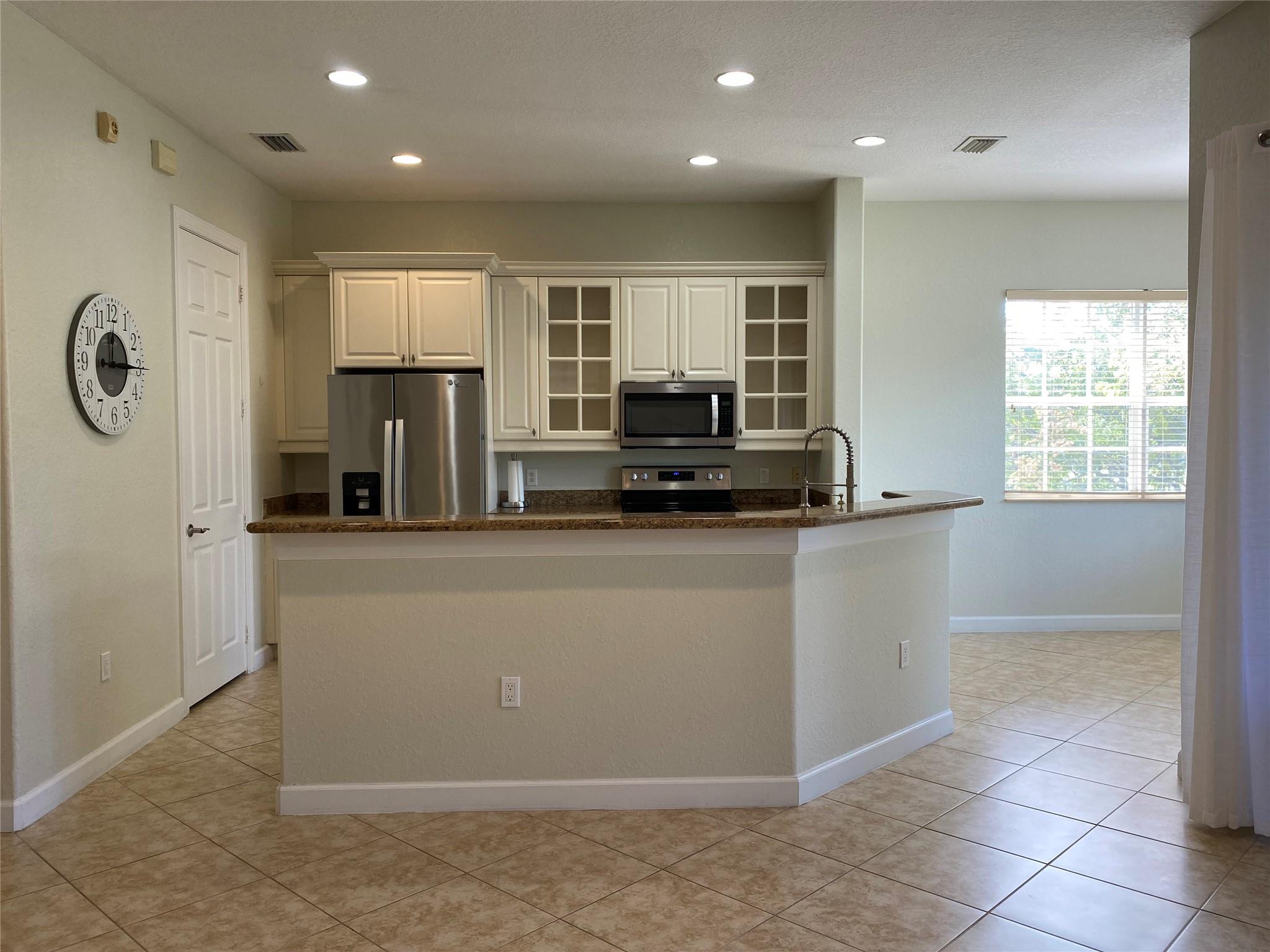 CYPRESS POINTE II AT HERON BAY - Residential Lease