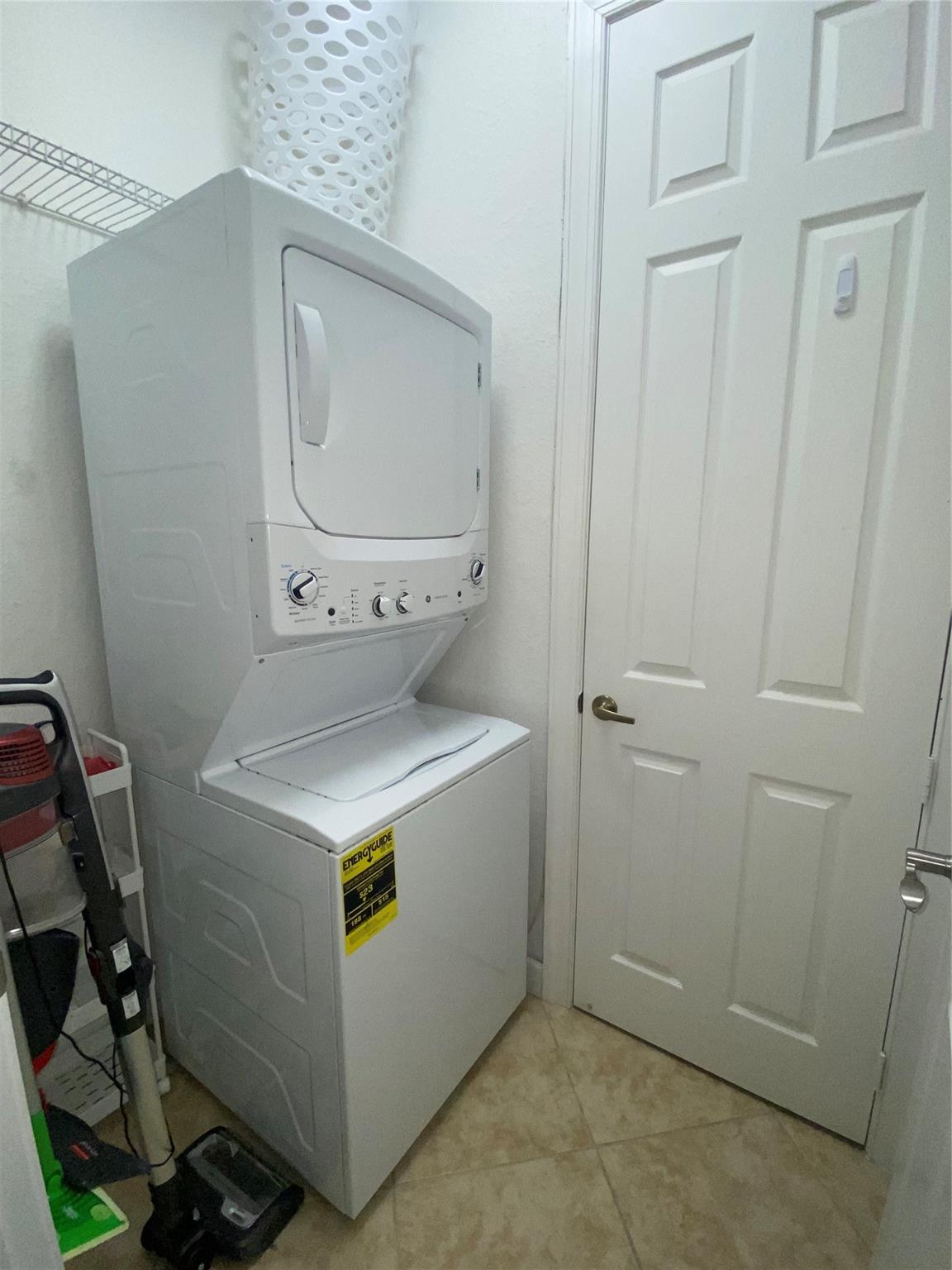 CYPRESS POINTE II AT HERON BAY - Residential Lease