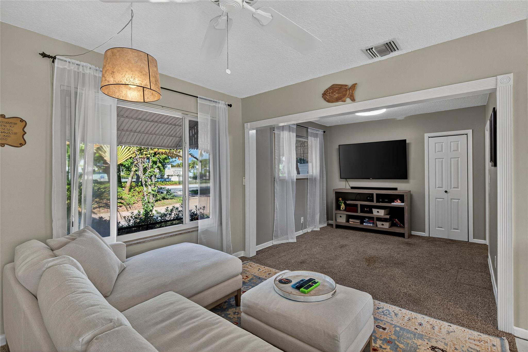 Lyons Park 33-28 B - Residential