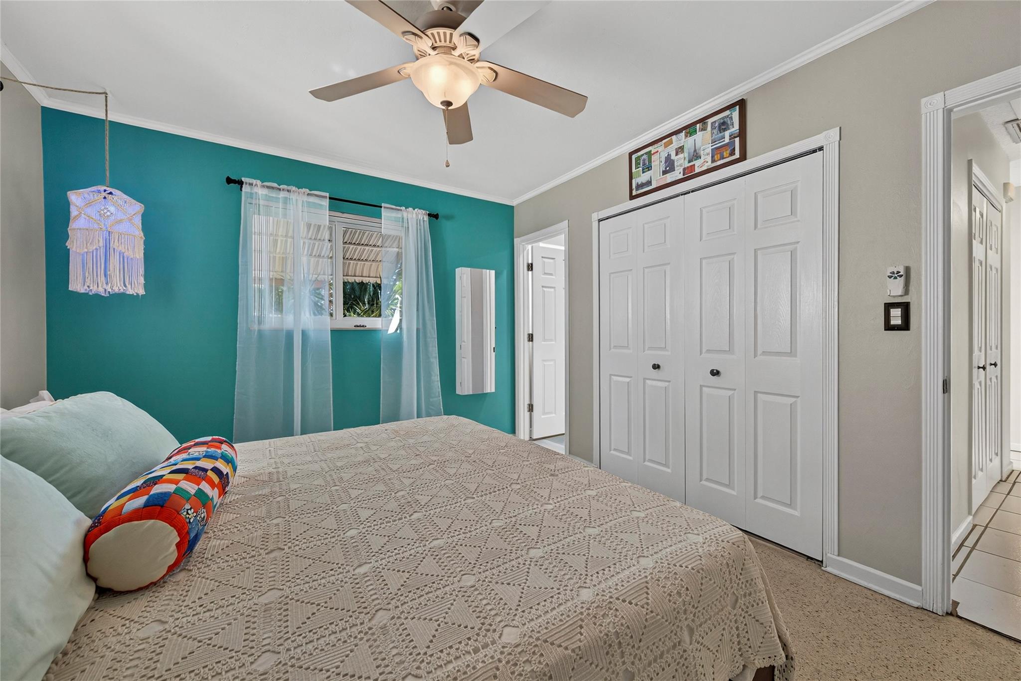 Lyons Park 33-28 B - Residential