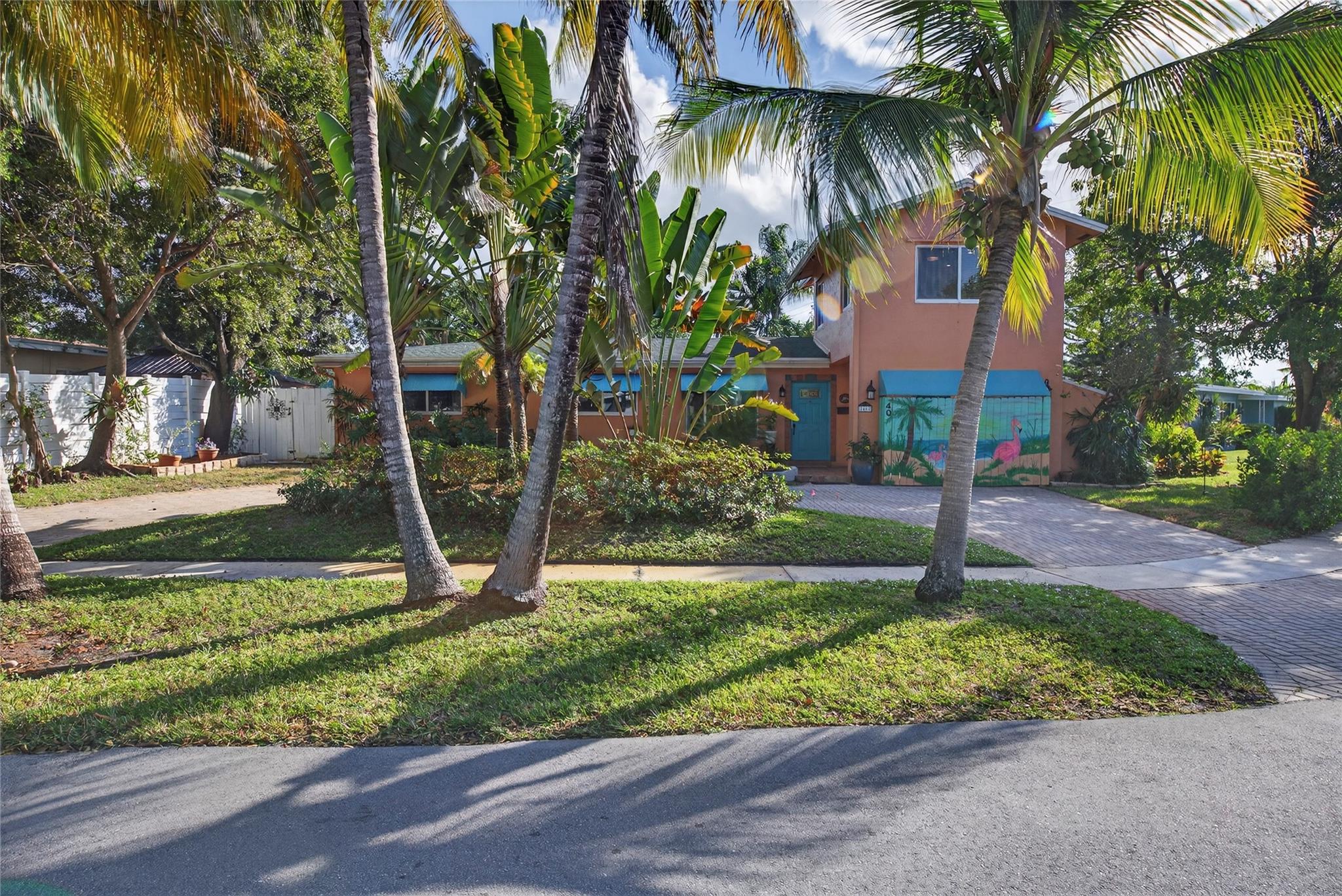 Lyons Park 33-28 B - Residential