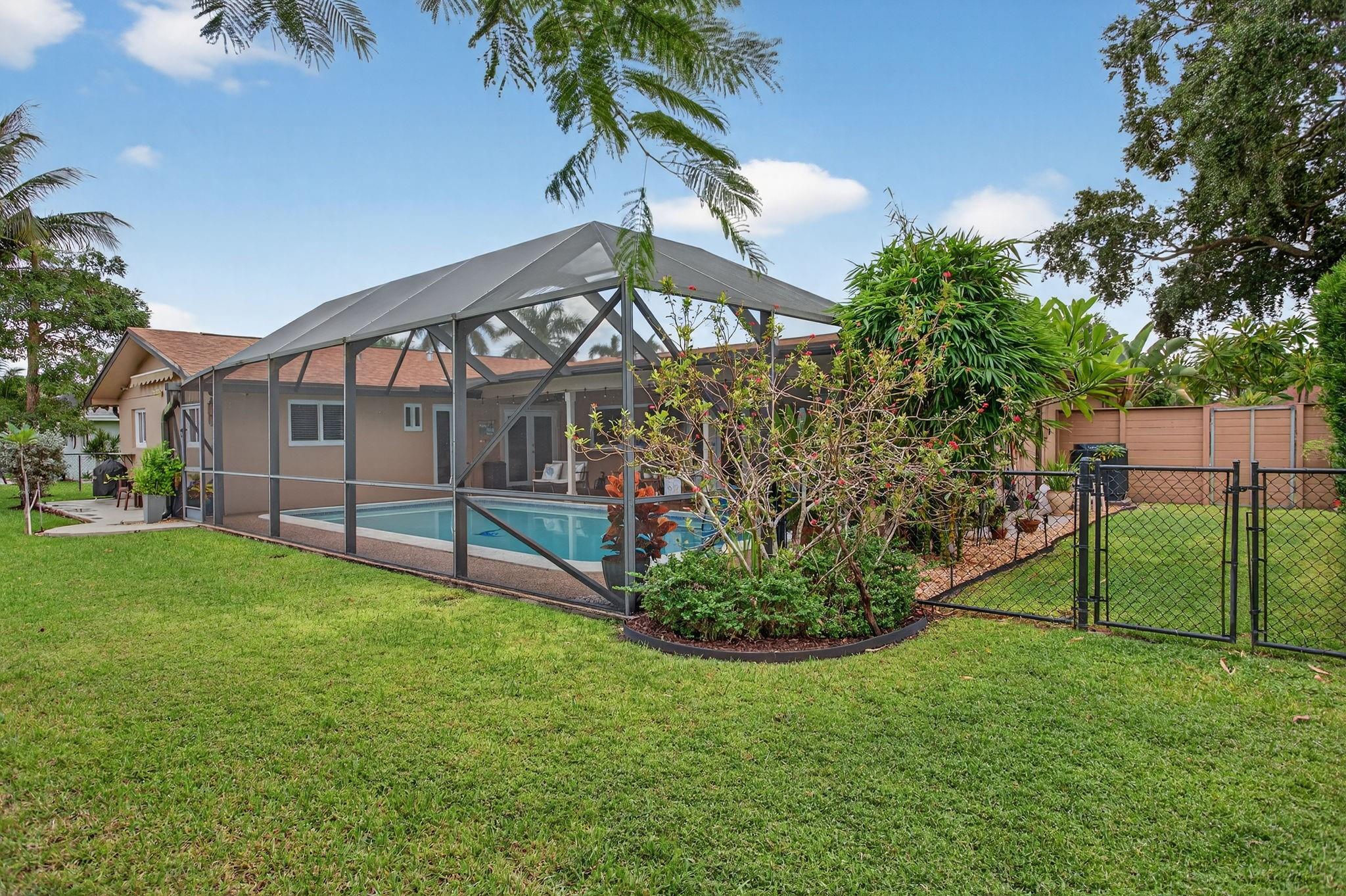 Royal Palm Estates - Residential