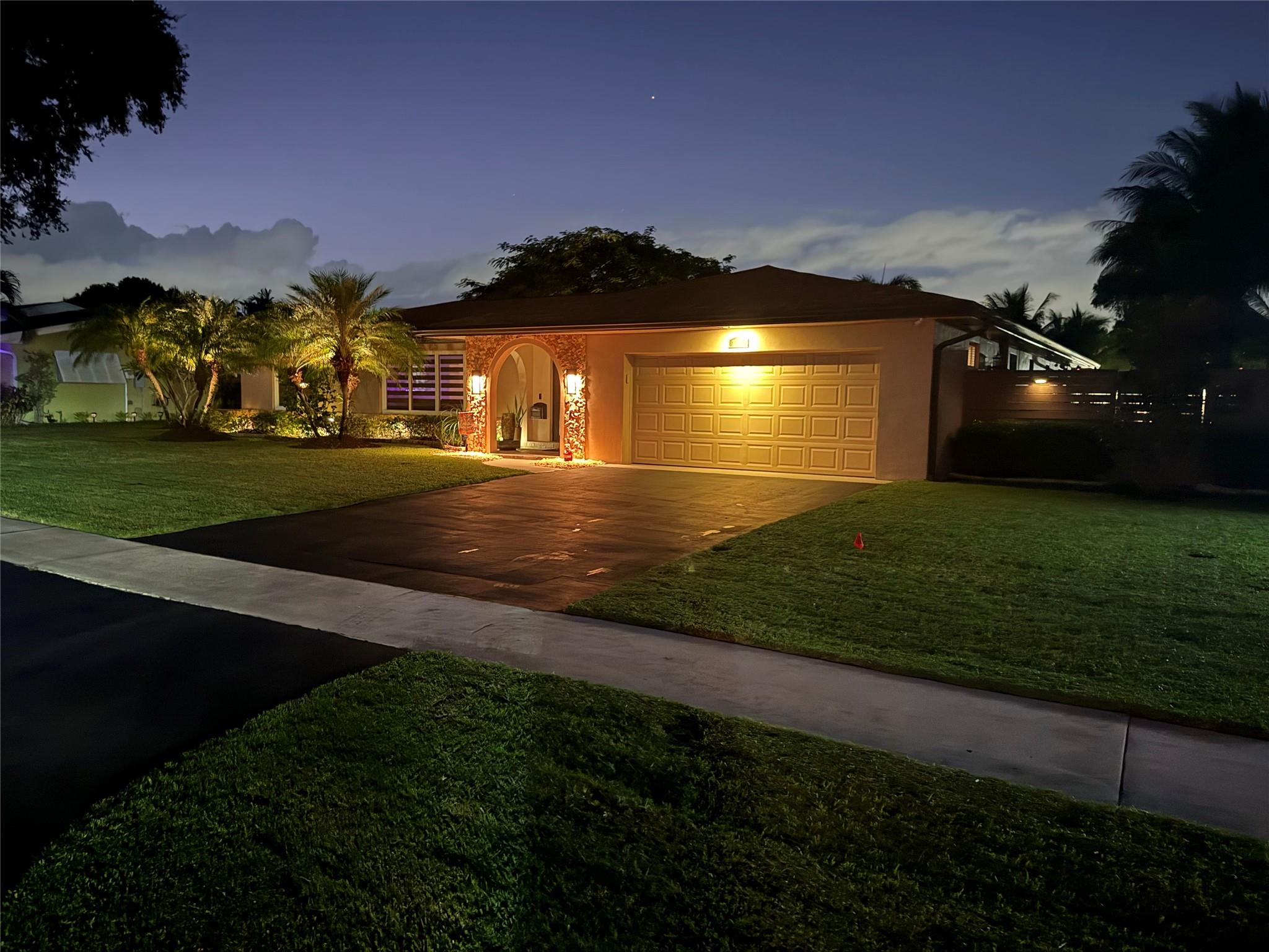 Royal Palm Estates - Residential