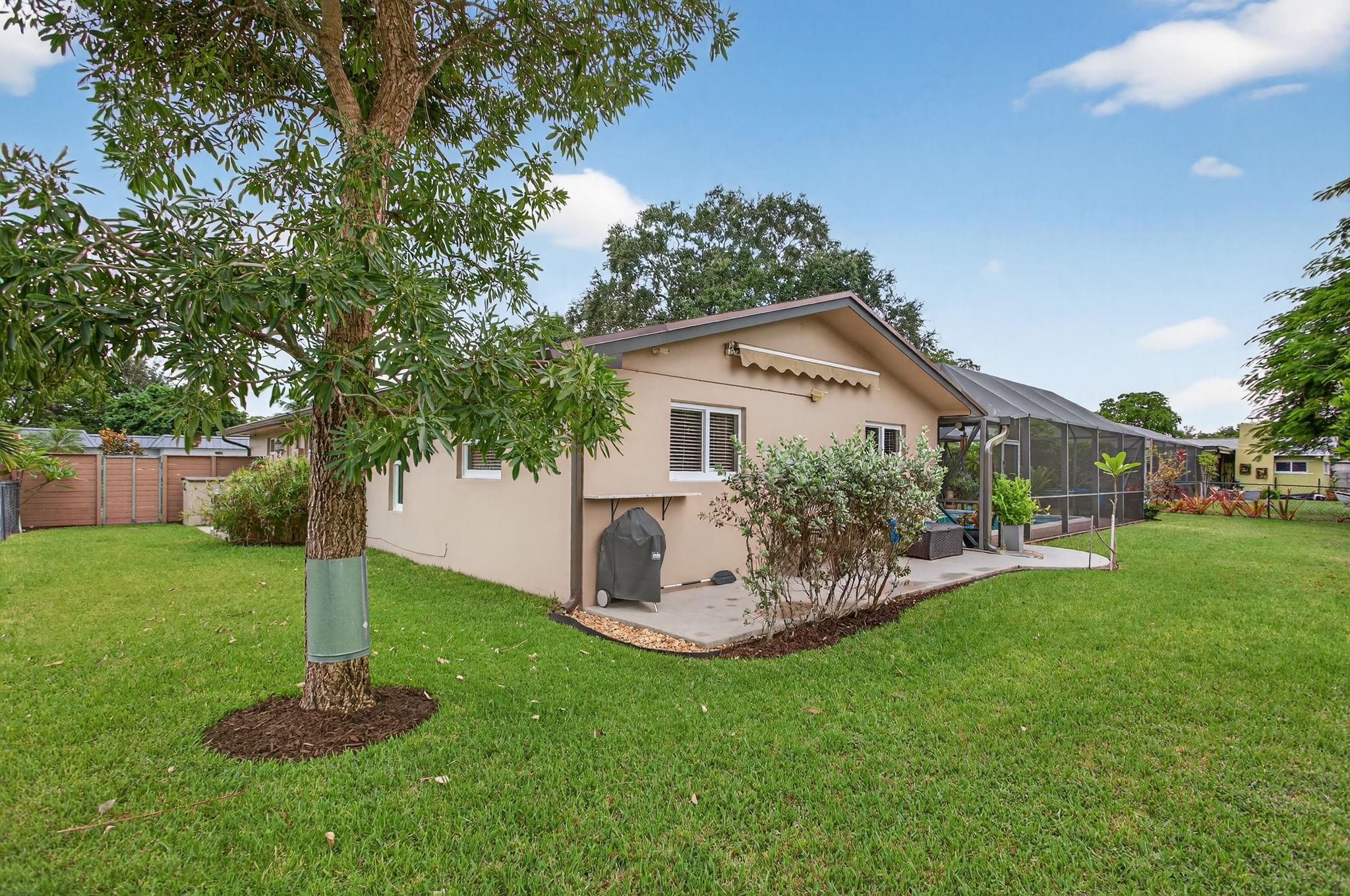 Royal Palm Estates - Residential