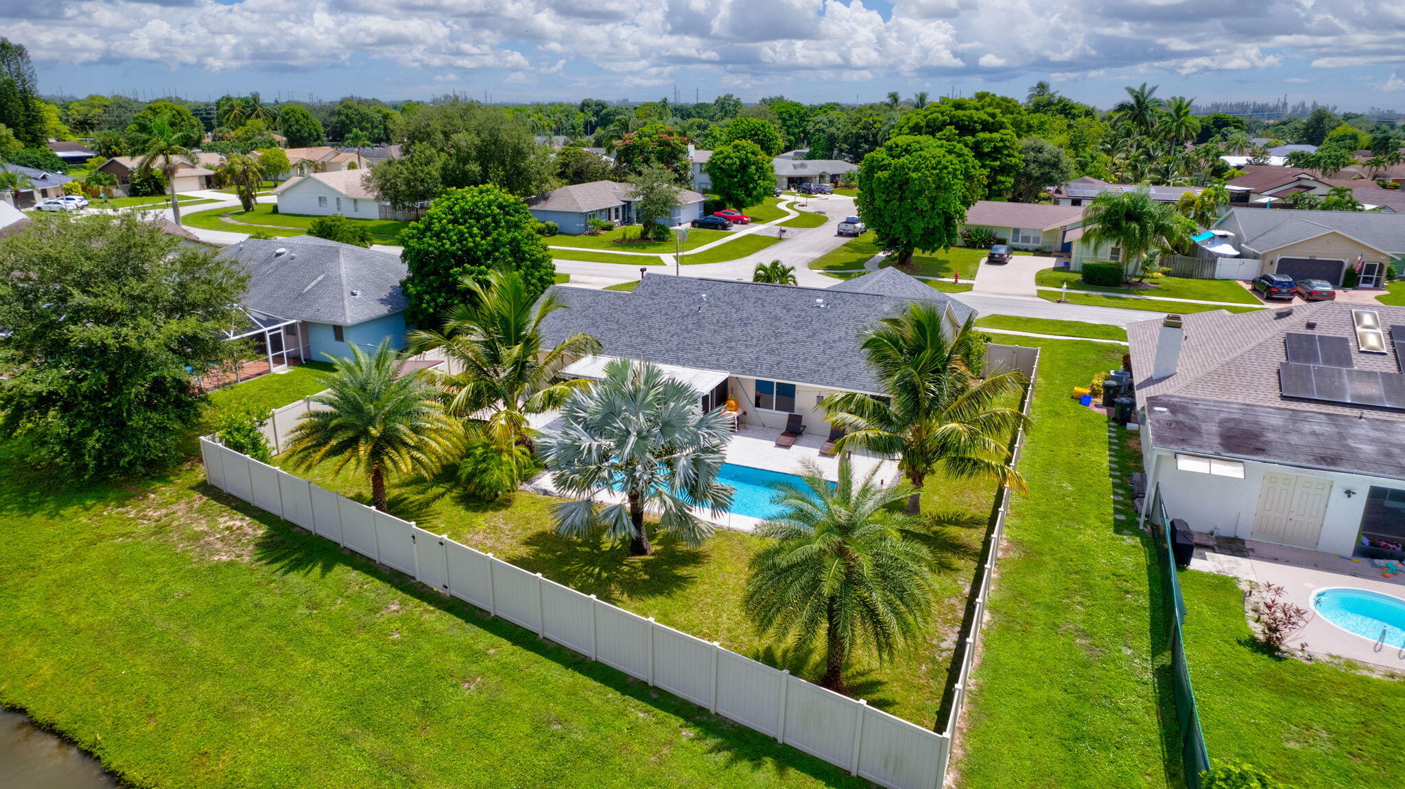 EASTWOOD OF WELLINGTON 2 - Residential Lease