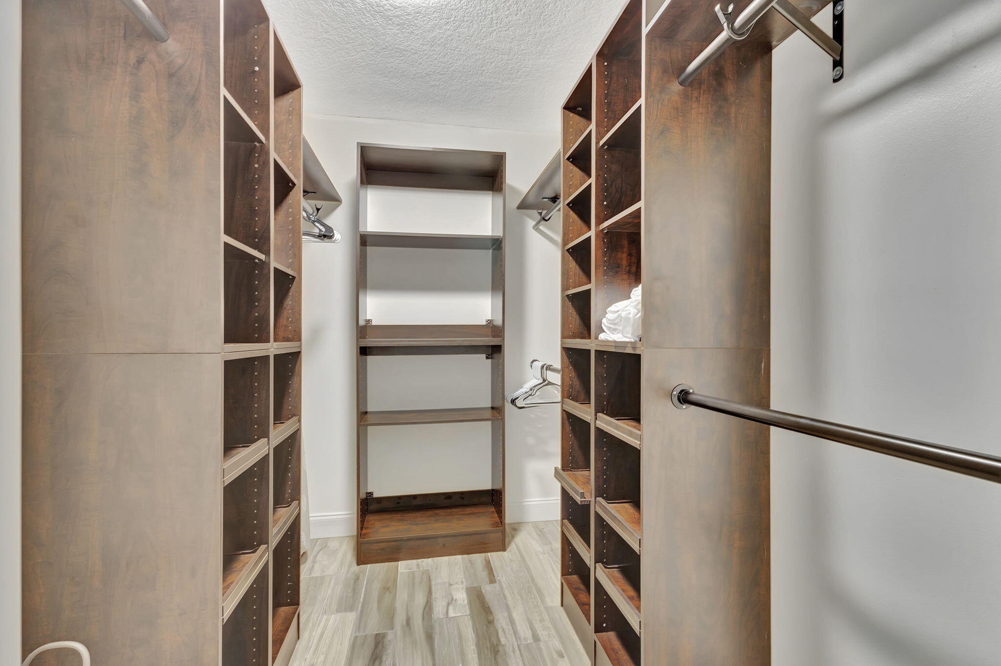 EASTWOOD OF WELLINGTON 2 - Residential Lease