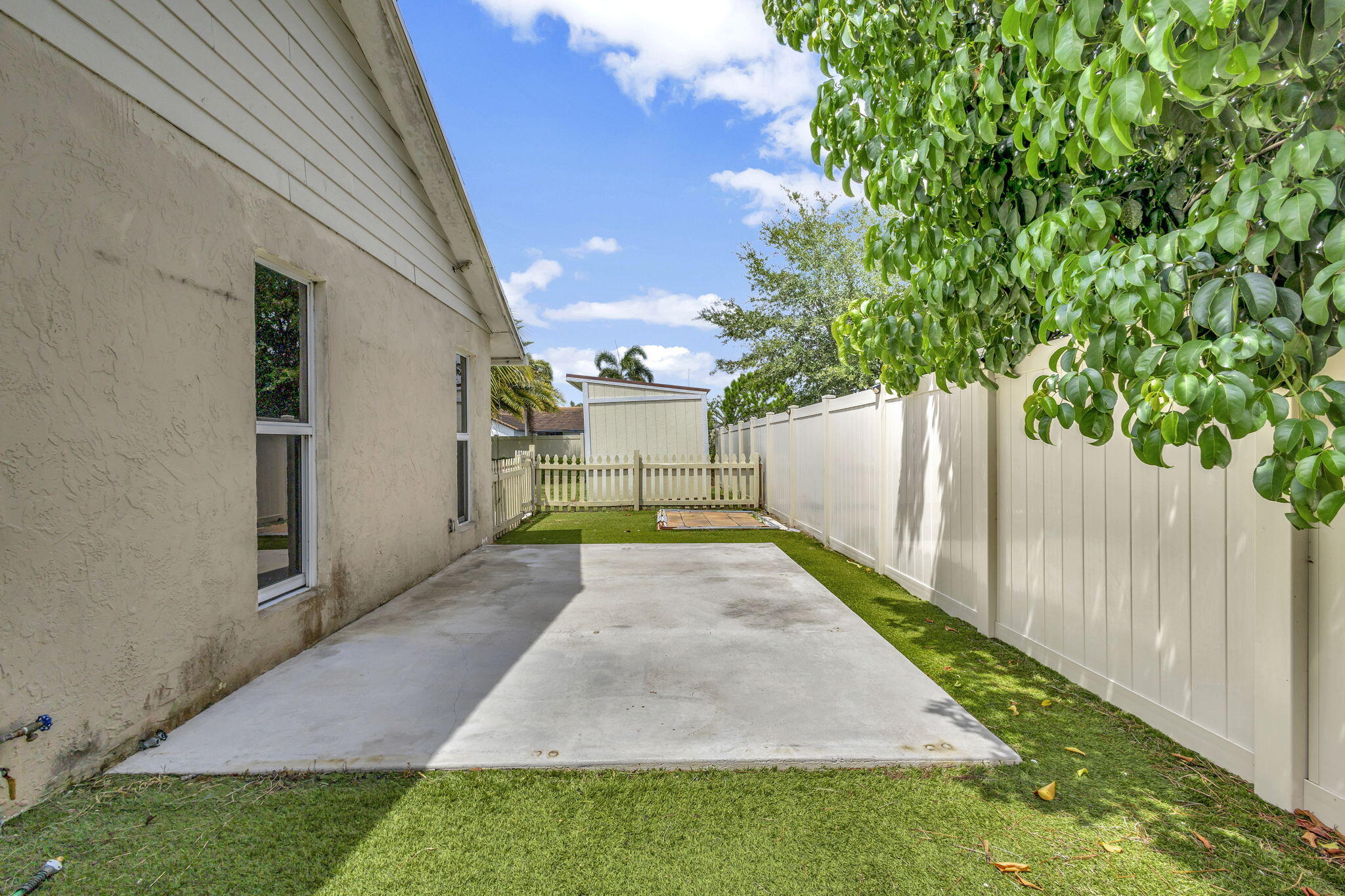 EASTWOOD OF WELLINGTON 2 - Residential Lease