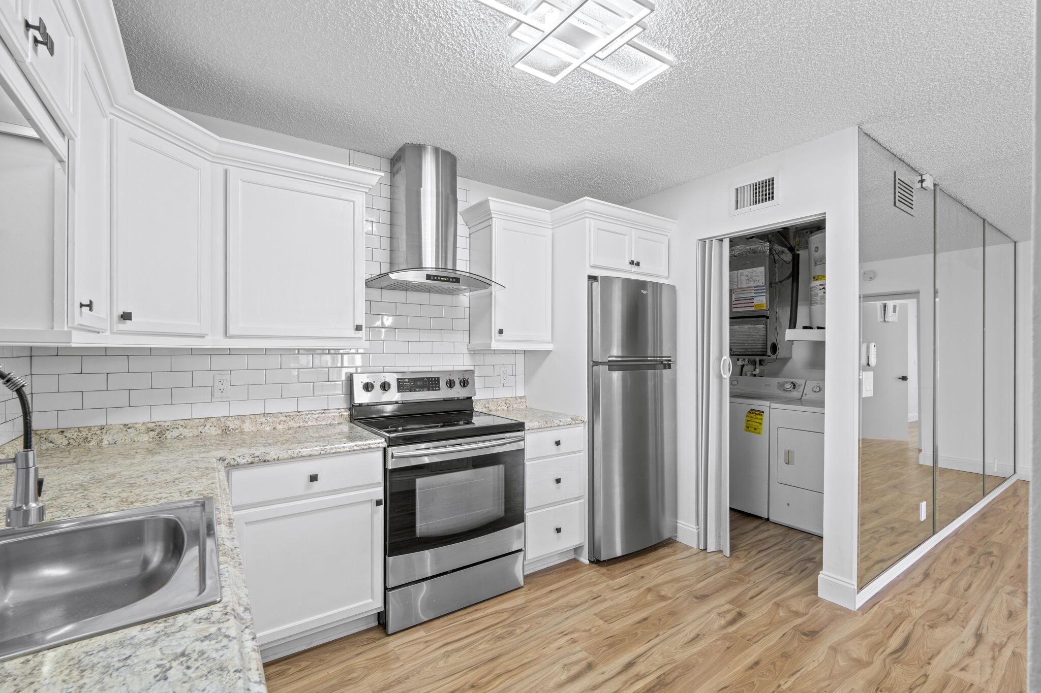 LA PINATA CONDO - Residential