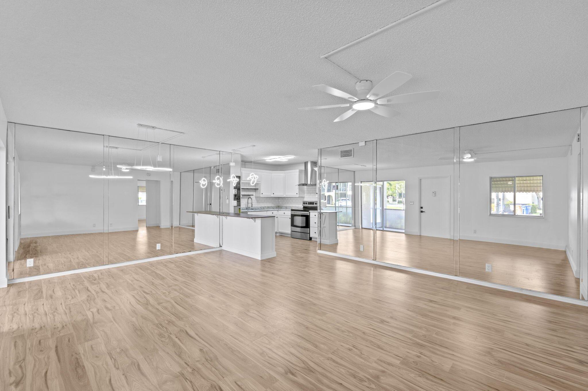 3487 La Palmas Court D-1