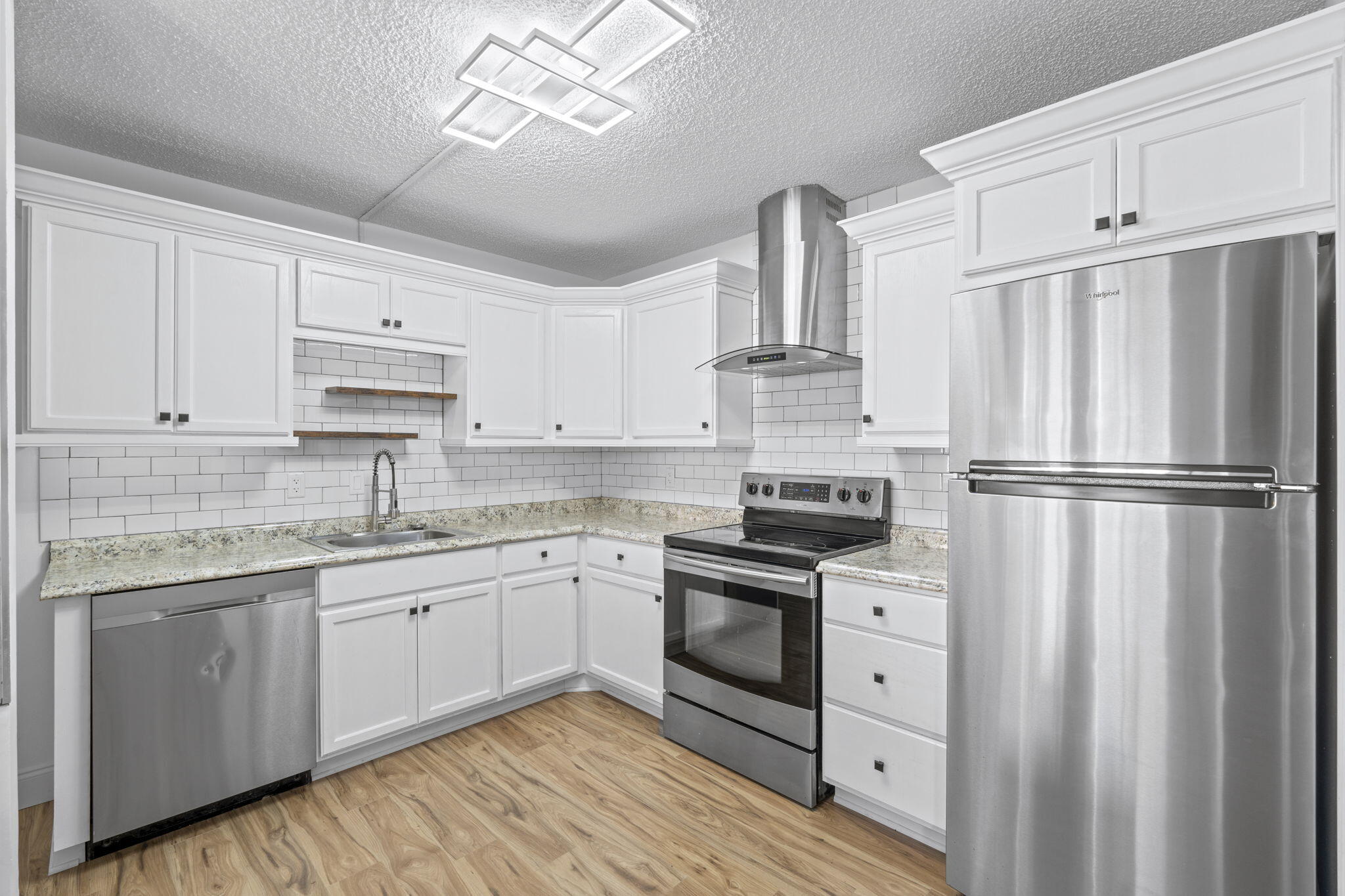 LA PINATA CONDO - Residential