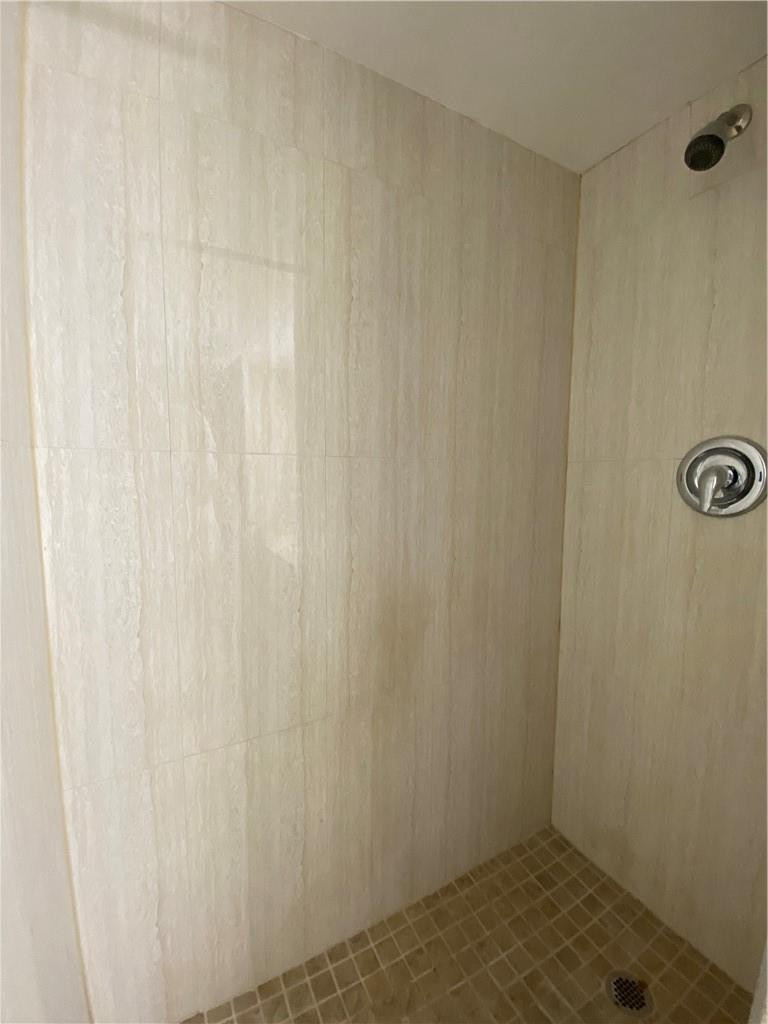 SPRINGCREST CONDO - Residential Lease