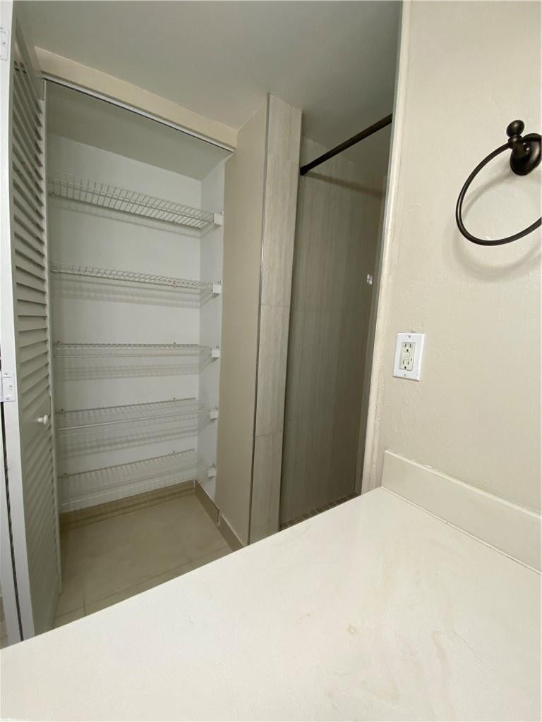 SPRINGCREST CONDO - Residential Lease